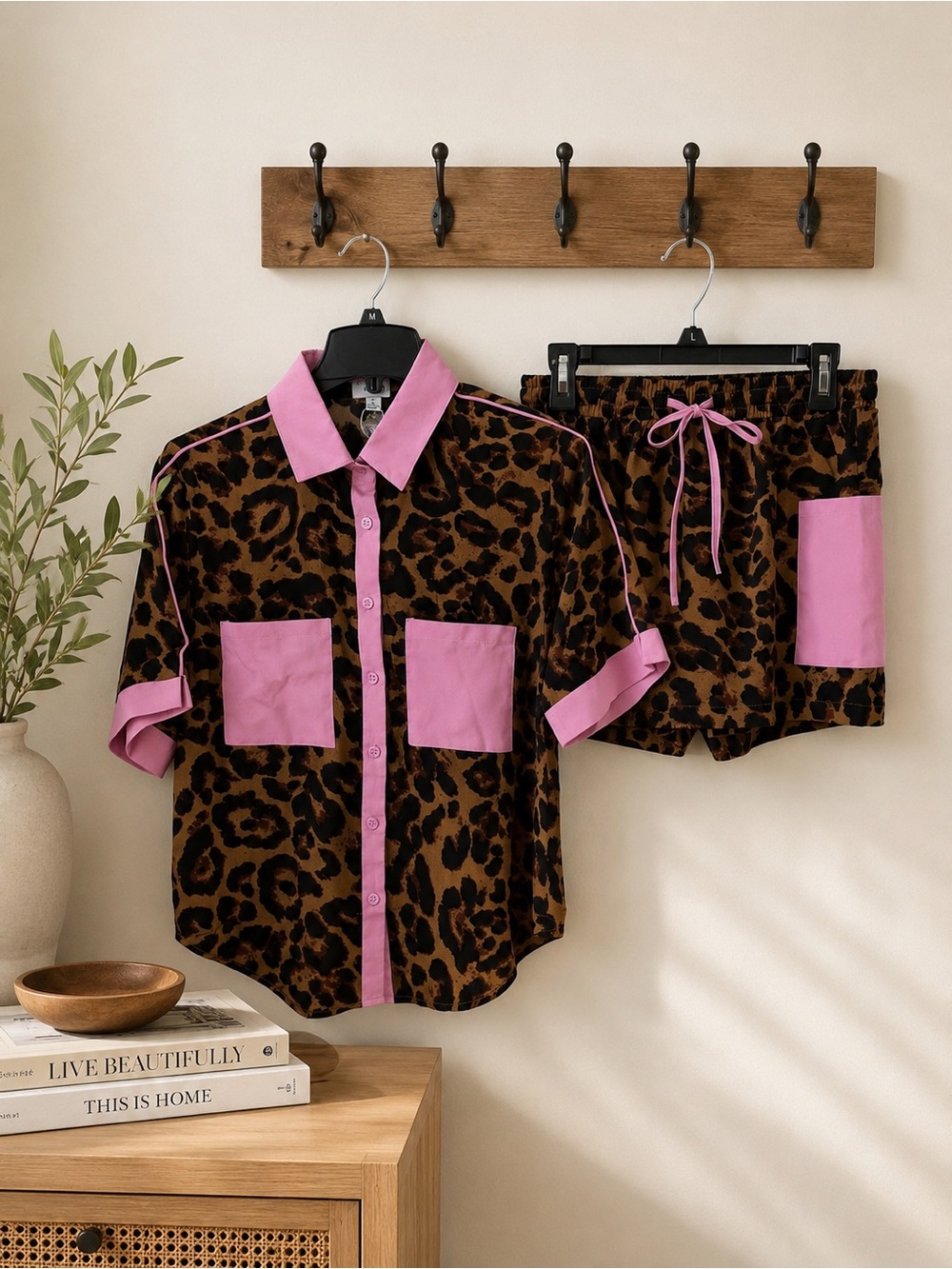 NWT Most Loved Leopard w Pink Trim Set Top Shorts Sz S